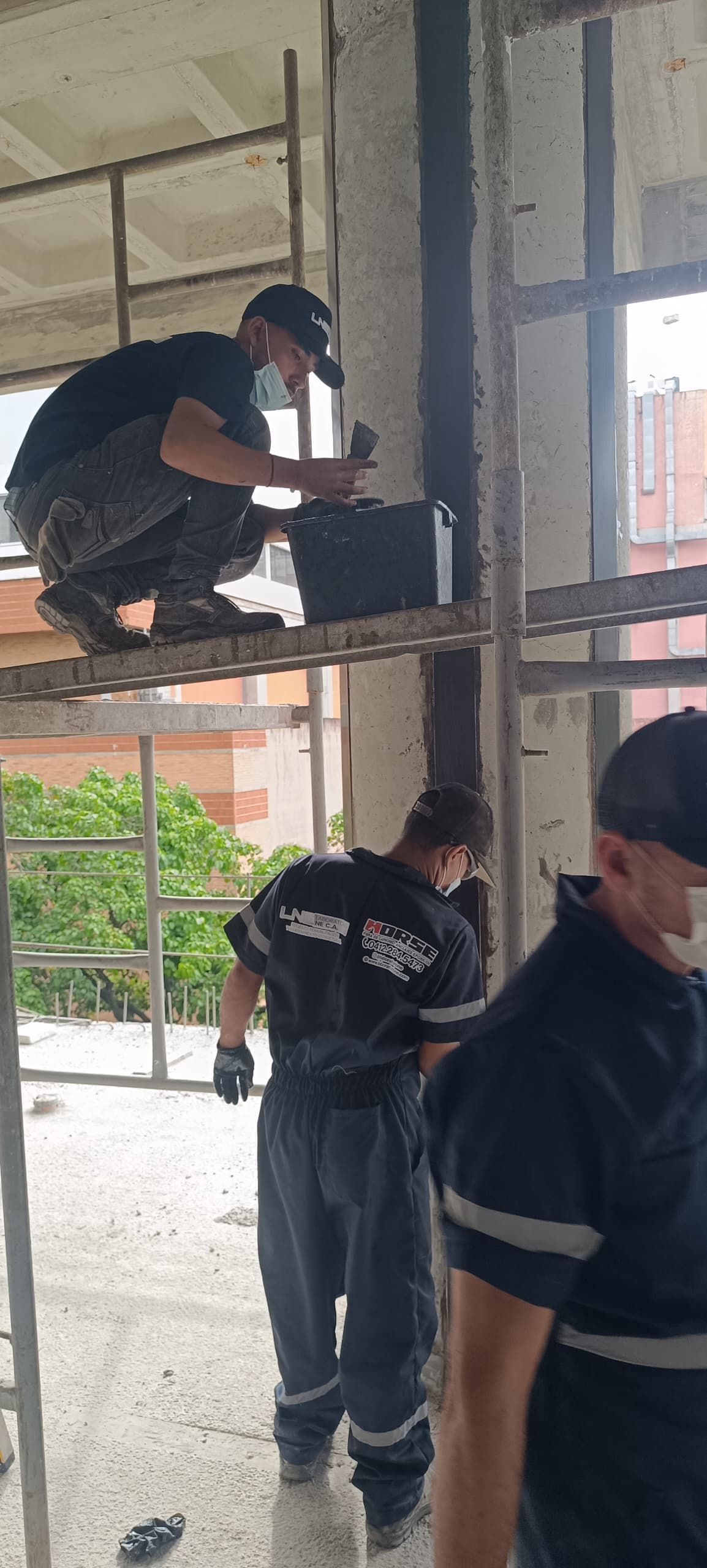 Carbon Fiber Laminate Uses in Column Structural Repair Carbon Fiber Laminate Uses in Column Structural Repair